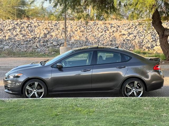 Photo of 2016 Gray Dodge Dart
