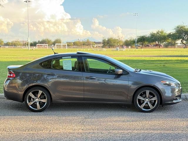 Photo of 2016 Gray Dodge Dart