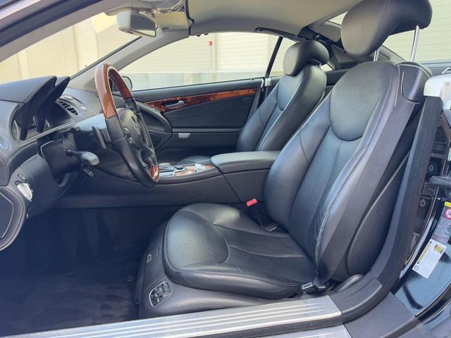 Photo of 2007 BLACK Mercedes-Benz SL-Class