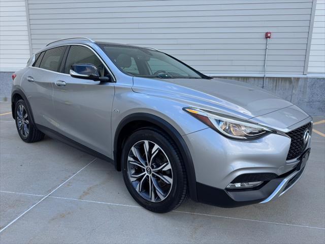 2017 Infiniti QX30