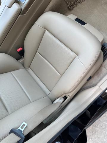 Photo of 2011 BLACK Mercedes-Benz E-Class