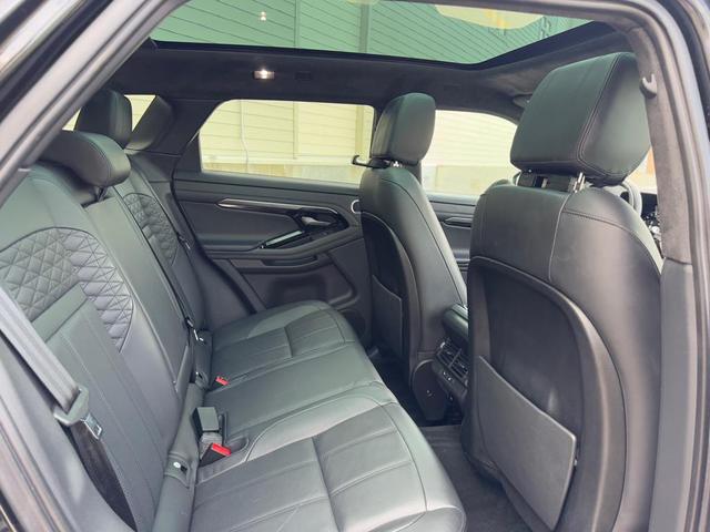 Photo of 2020 BLACK Land Rover Range Rover Evoque