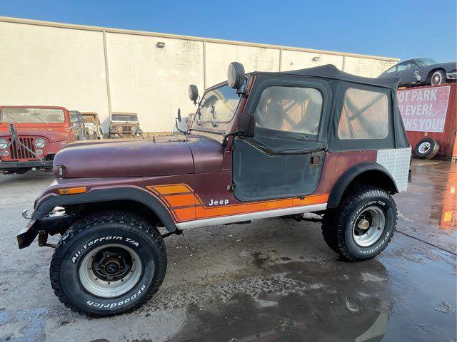 Photo of 1984 Burgundy Jeep CJ-7