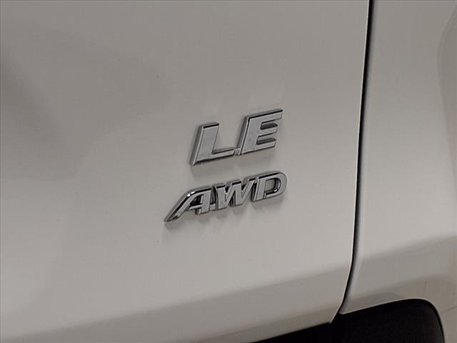 Photo of 2025 Ice Cap Toyota RAV4