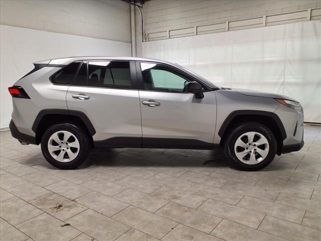 Photo of 2024 Silver Sky Metallic Toyota RAV4