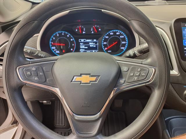 Photo of 2020 Silver Ice Metallic Chevrolet Malibu