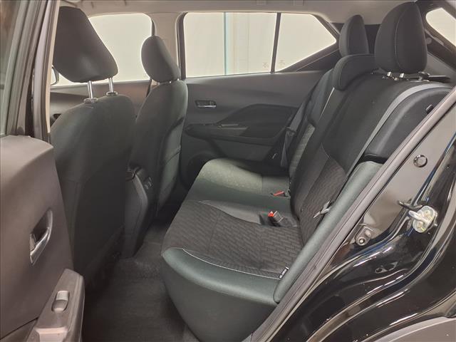 Photo of 2024 Super Black Nissan Kicks