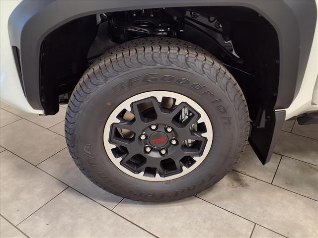 Photo of 2025 Ice Cap Toyota Tacoma