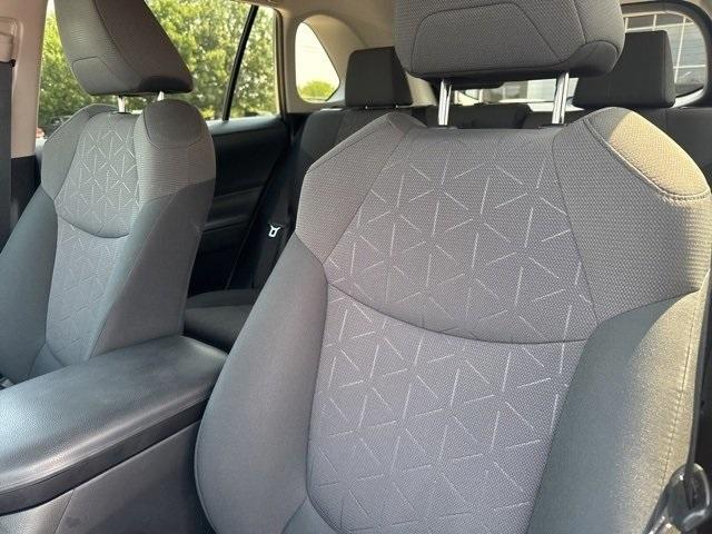 Photo of 2019 Gray Toyota RAV4