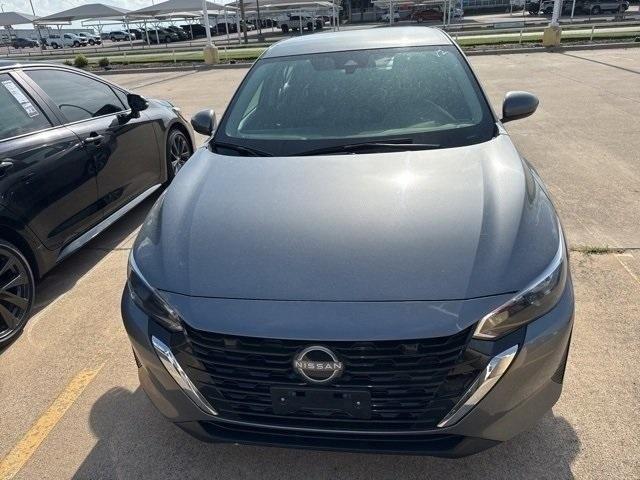Photo of 2024 Gun Metallic Nissan Sentra