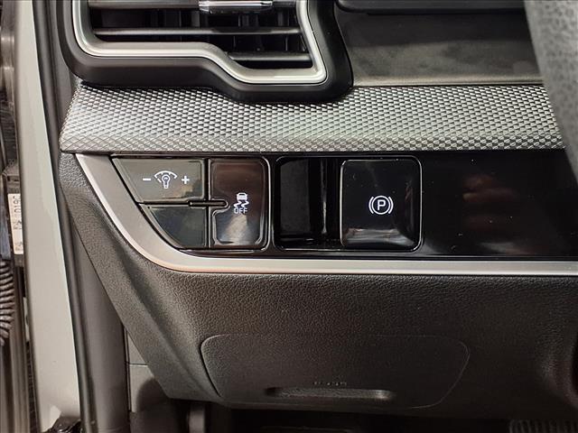 Photo of 2024 Steel Gray Kia Sportage
