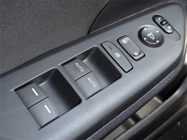 Photo of 2021 Platinum White Pearl Honda Civic