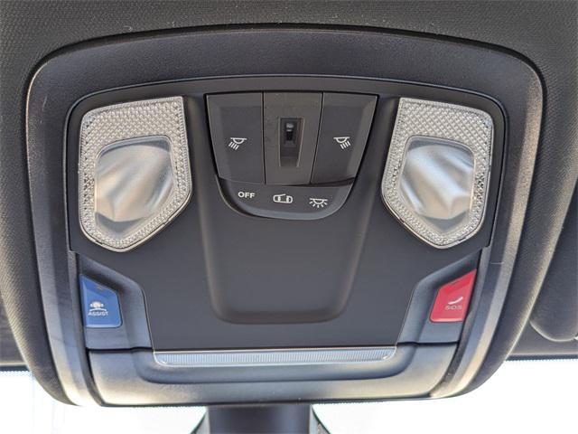 Photo of 2024 Diamond Black Crystal Pearlcoat RAM 2500
