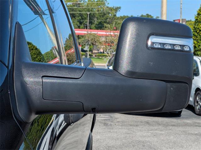 Photo of 2024 Diamond Black Crystal Pearlcoat RAM 2500