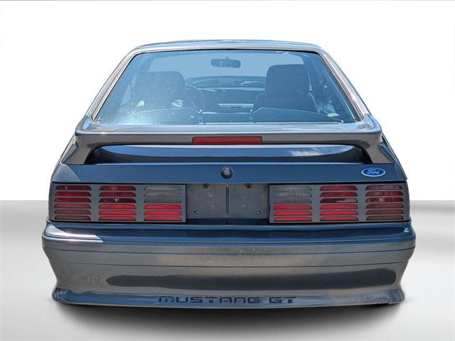 Photo of 1989 Gray Ford Mustang