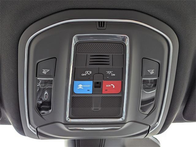 Photo of 2024 Baltic Gray Metallic Clearcoat Jeep Grand Cherokee L