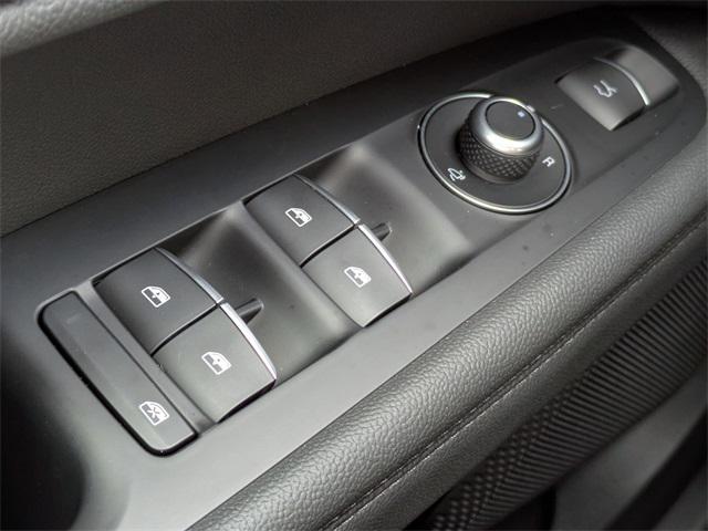 Photo of 2024 Alfa Rosso Alfa Romeo Stelvio