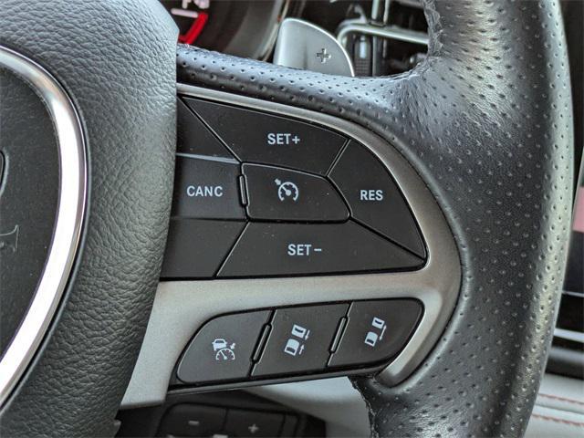 Photo of 2024 Frostbite Pearlcoat Dodge Durango