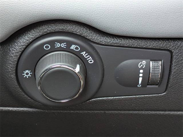 Photo of 2024 Frostbite Pearlcoat Dodge Durango