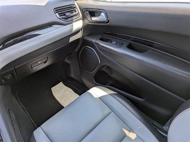 Photo of 2024 Frostbite Pearlcoat Dodge Durango