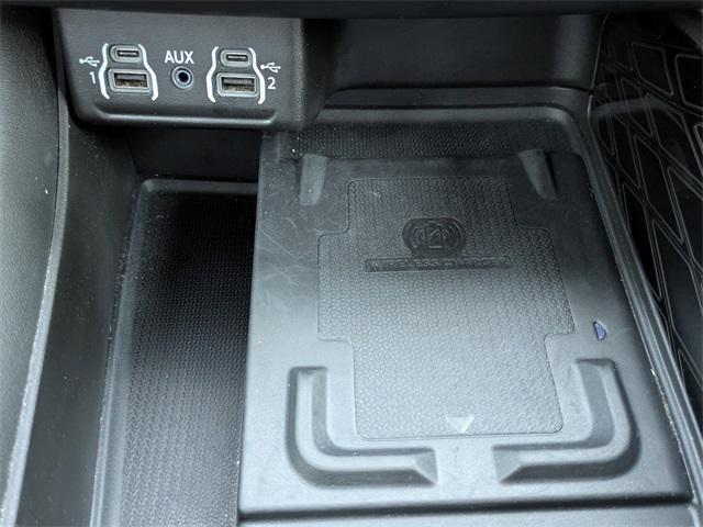 Photo of 2024 Frostbite Pearlcoat Dodge Durango