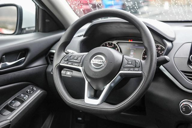 Photo of 2022 Brilliant Silver Metallic Nissan Altima