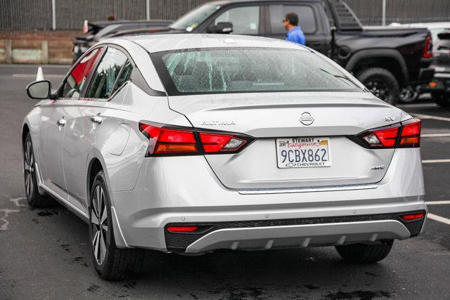 Photo of 2022 Brilliant Silver Metallic Nissan Altima