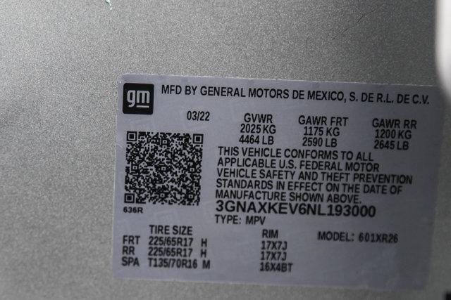 Photo of 2022 Silver Ice Metallic Chevrolet Equinox