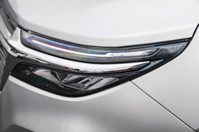 Photo of 2022 Silver Ice Metallic Chevrolet Equinox