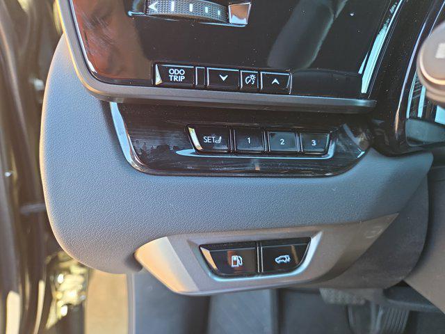 Photo of 2024 Nori Green Pearl Lexus RX 350