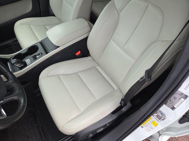 Photo of 2020 Ice White Volvo XC40