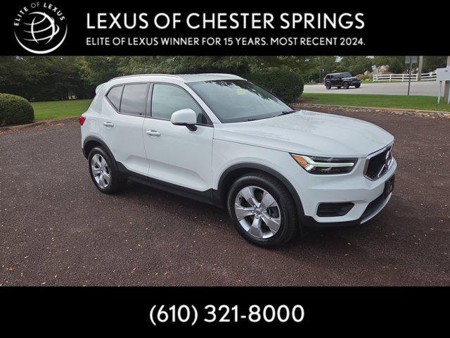 Photo of 2020 Ice White Volvo XC40