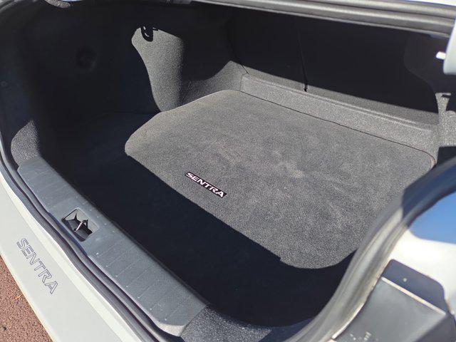 Photo of 2024 Aspen White Pearl Nissan Sentra