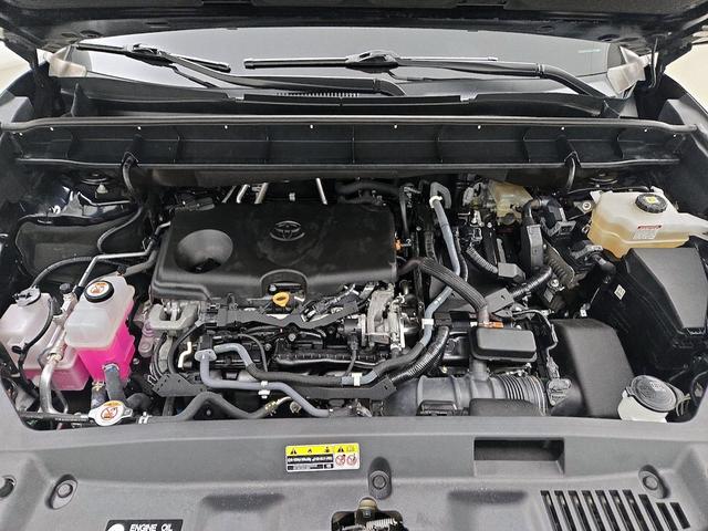 Photo of 2021 Black Toyota Highlander Hybrid