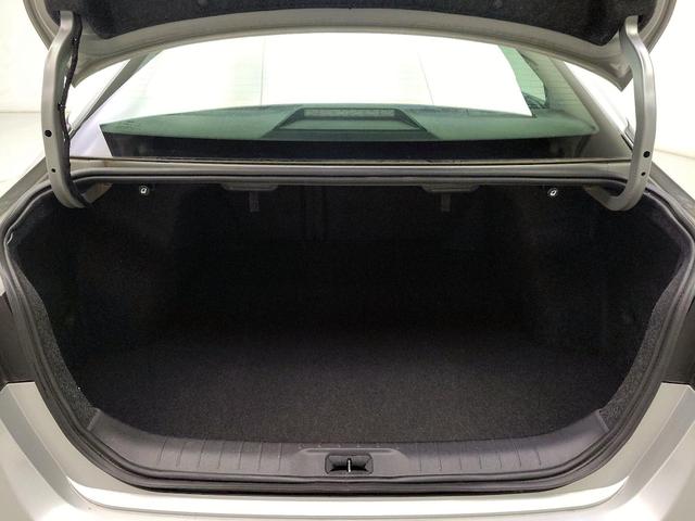 Photo of 2022 Silver Nissan Altima