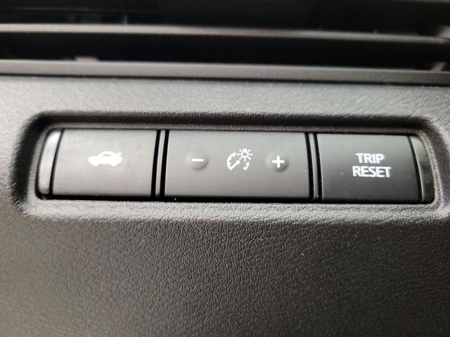 Photo of 2022 Silver Nissan Altima