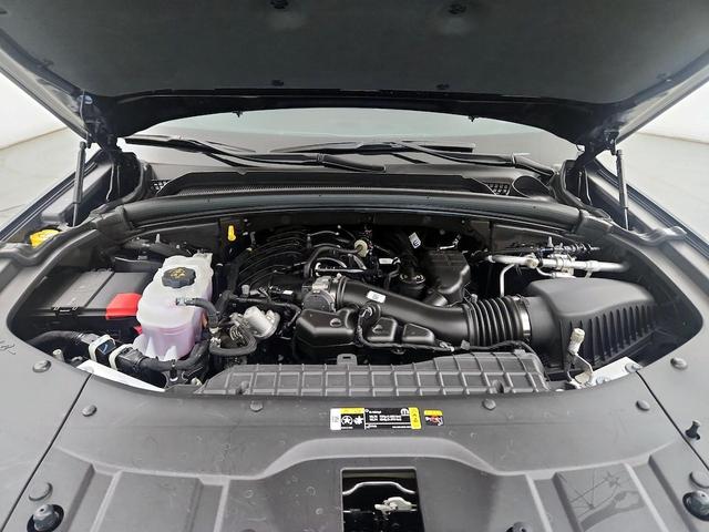 Photo of 2023 Black Jeep Grand Cherokee L