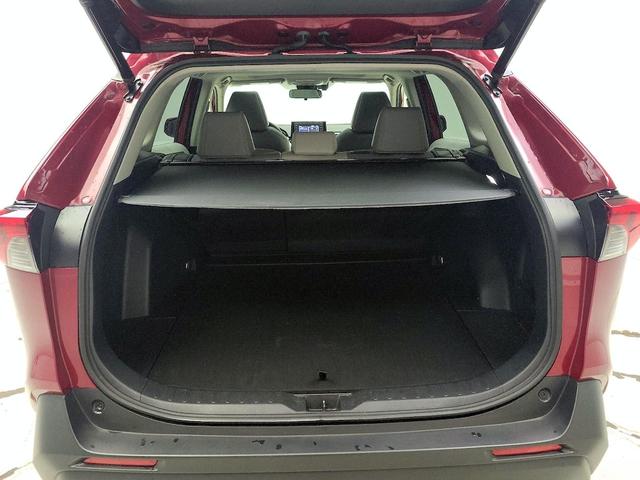 Photo of 2022 Red Toyota RAV4 Hybrid