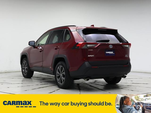 Photo of 2022 Red Toyota RAV4 Hybrid