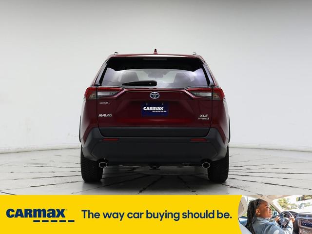 Photo of 2022 Red Toyota RAV4 Hybrid