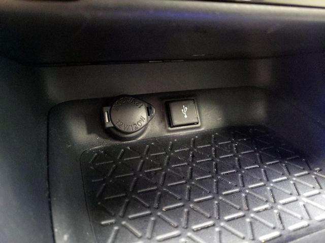 Photo of 2022 Red Toyota RAV4 Hybrid