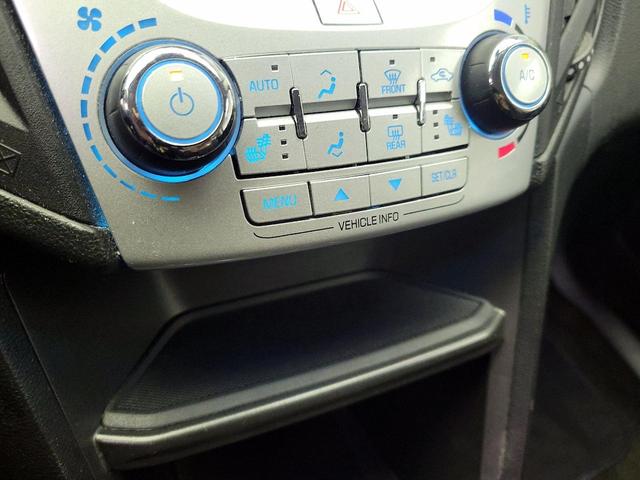 Photo of 2017 Silver Chevrolet Equinox