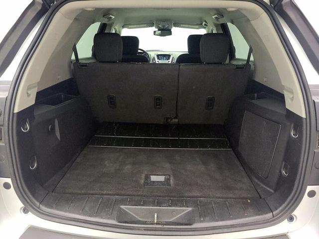 Photo of 2017 Silver Chevrolet Equinox