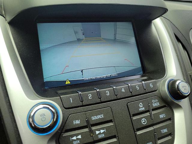 Photo of 2017 Silver Chevrolet Equinox