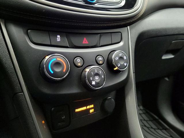 Photo of 2018 Black Chevrolet Trax