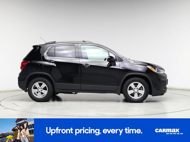 Photo of 2018 Black Chevrolet Trax