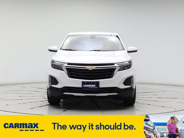 Photo of 2023 White Chevrolet Equinox