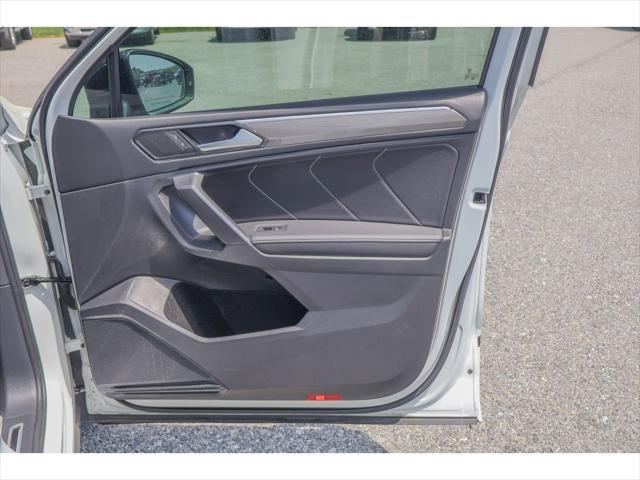 Photo of 2022 Pure White Volkswagen Tiguan