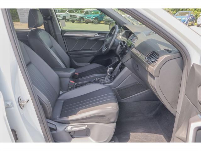 Photo of 2022 Pure White Volkswagen Tiguan