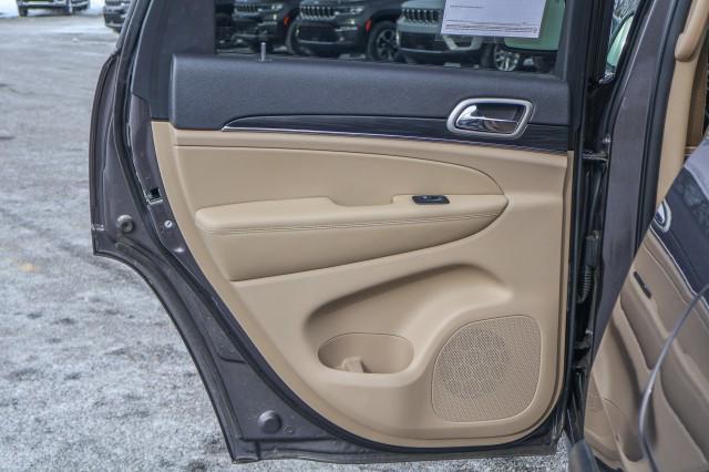 Photo of 2020 GRANITE CRYSTAL Jeep Grand Cherokee